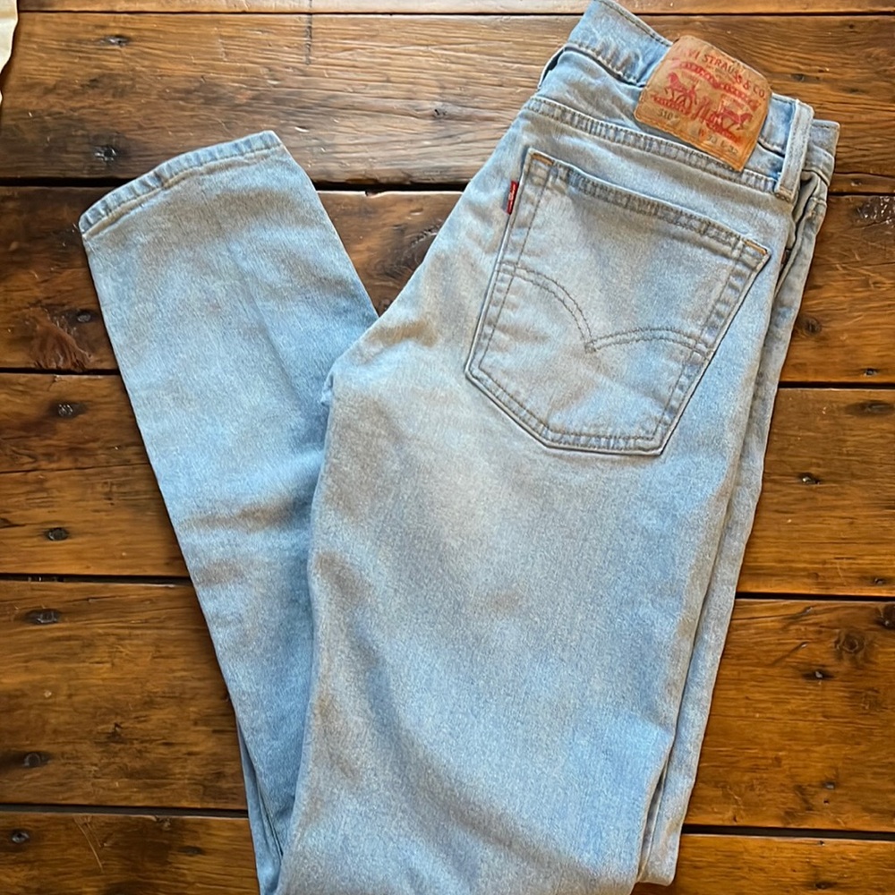 Levi jeans-like new!